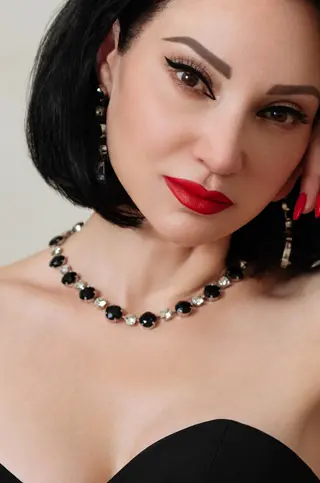 Stunning Halo Black and Clear Crystal Necklace, Silver Metal, perfect for any event. Hand Made by Redki Couture Jewellery