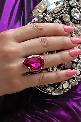 Moonlight Romance Ring, Sable Black Teardrop 4cm Crystal, Rhodium Metal